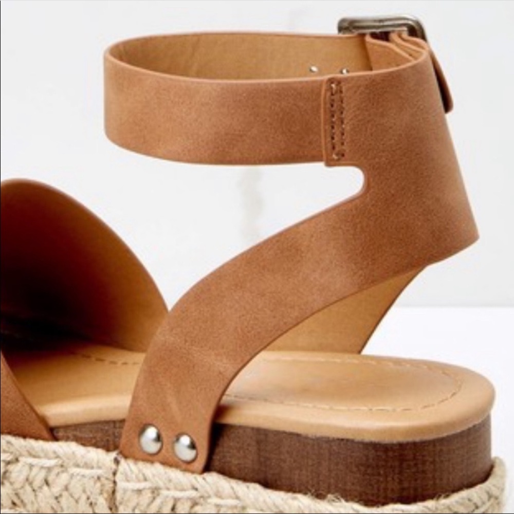 Tan Espadrille wedge - Picture 4 of 6